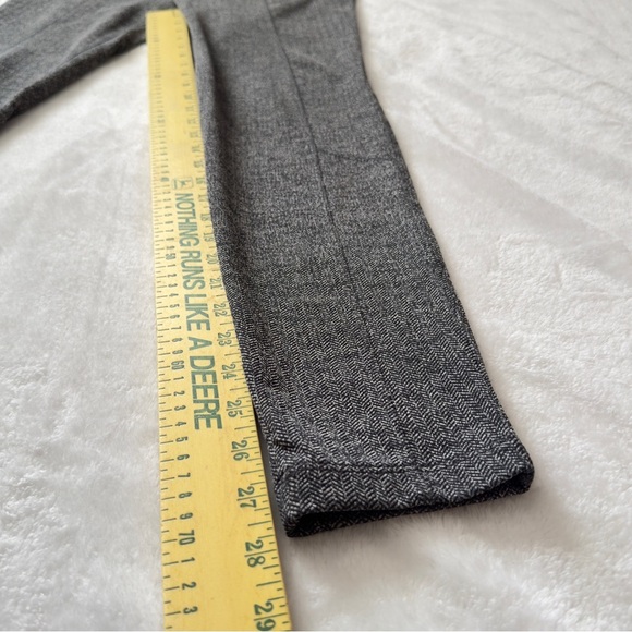 Athleta High Waist, Metro Herringbone Leggings Size Meduim - Picture 9 of 12